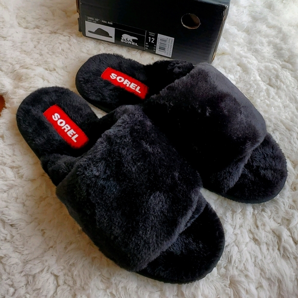 Sorel Black Mail Run Slippers - Picture 6 of 9